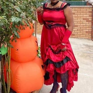 Bar Maid Size 14/16 Satin Halloween costumes